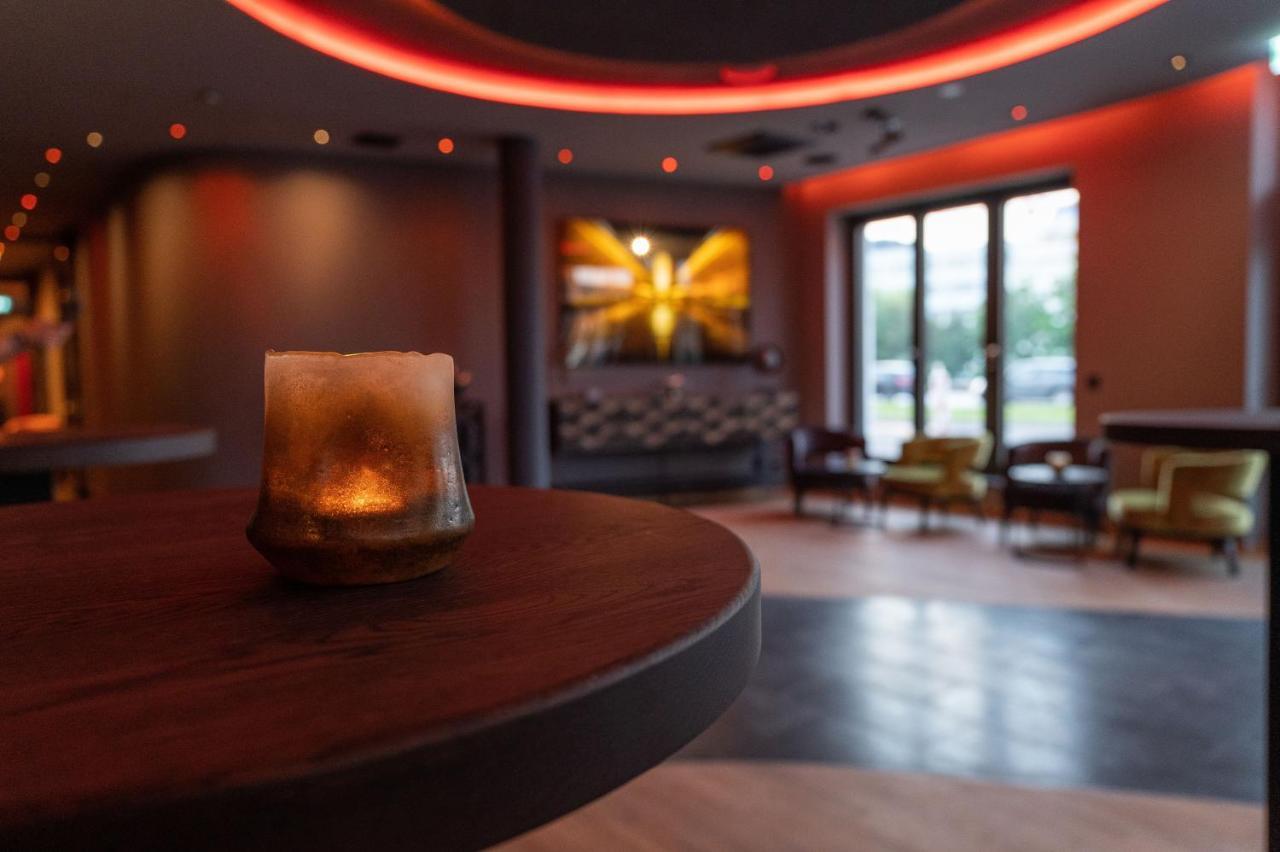 היידלברג Qube Hotel Bahnstadt מראה חיצוני תמונה